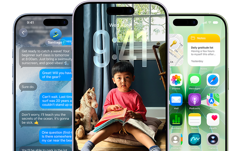 Pohled zepředu na mlhově modrý, levandulový a šalvějově zelený iPhone 17, na displejích jsou vidět funkce iOS – Zprávy s prosvítajícím pozadím, Liquid Glass na zamknuté obrazovce a plocha s různými aplikacemi