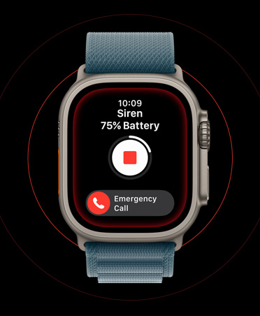 Apple Watch Ultra 3, натурален цвят, титанов корпус, активиран екран за сирена, бутони стоп и SOS обаждане, каишка Alpine Loop в метално синьо